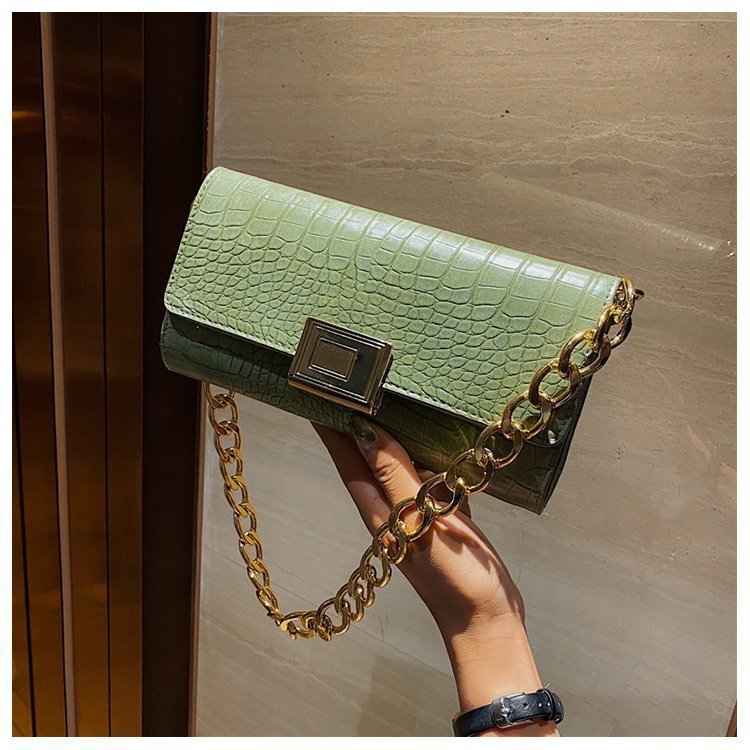 Luna Chain – Sleek Baguette