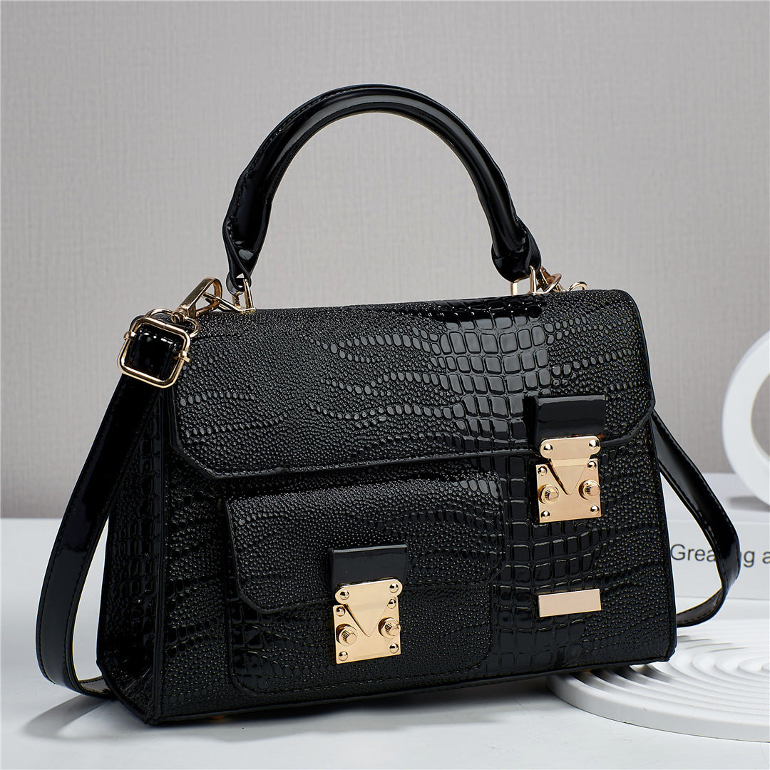 Adele - Retro Croc Handle