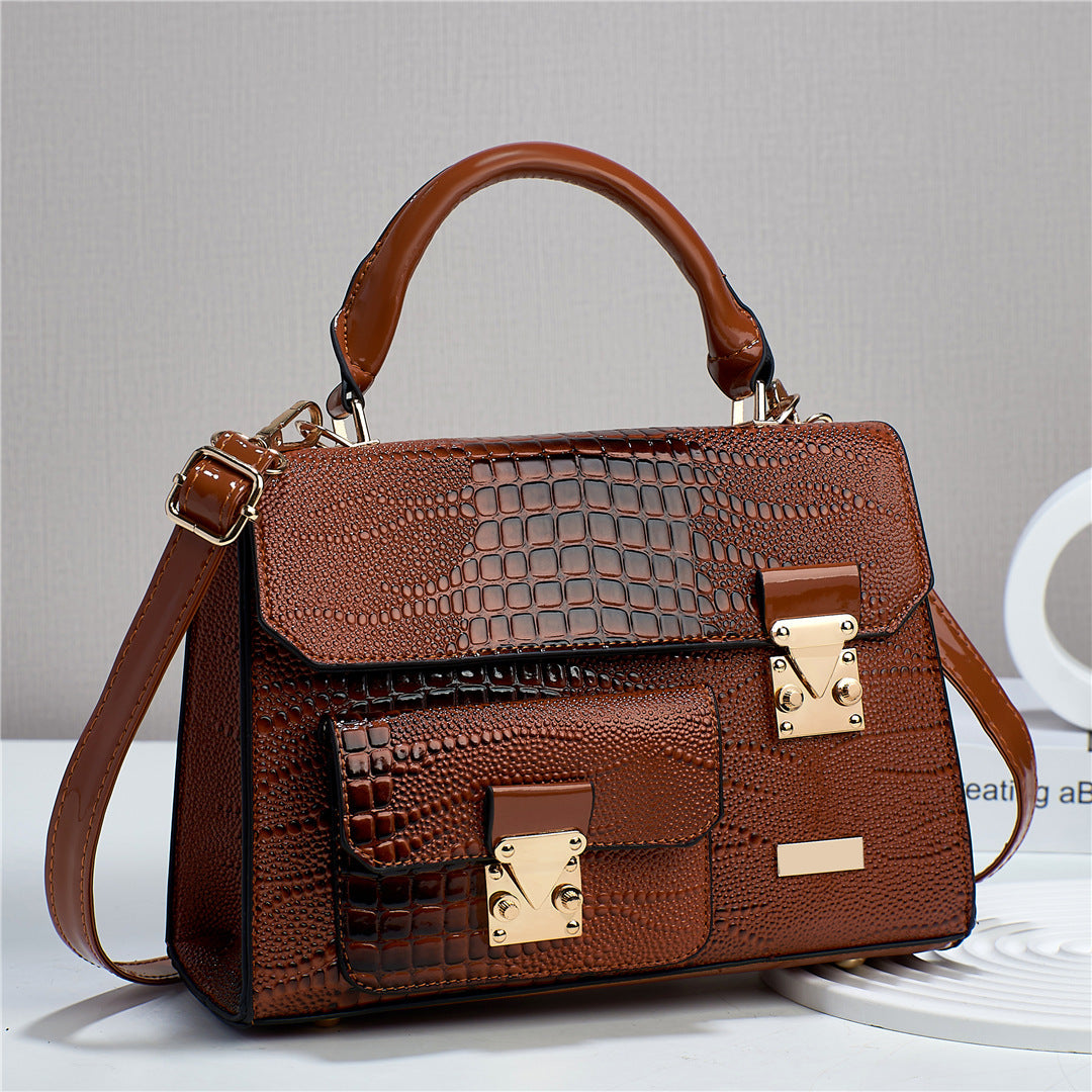 Adele - Retro Croc Handle