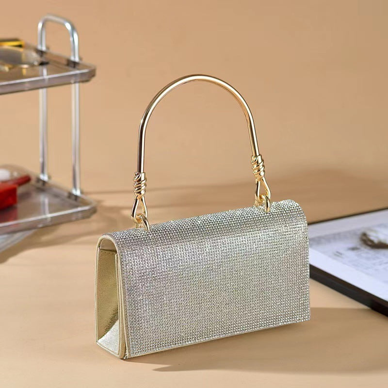 Celeste – Chain Elegance Mini